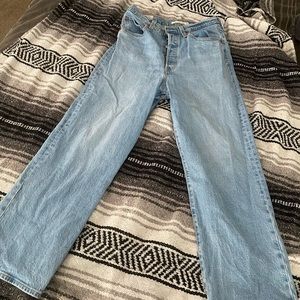 Levi’s ribcage jeans size 30